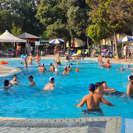 Tent On A Campsite, Near The Beach, Beautiful Lucca At 27 Km Viareggio