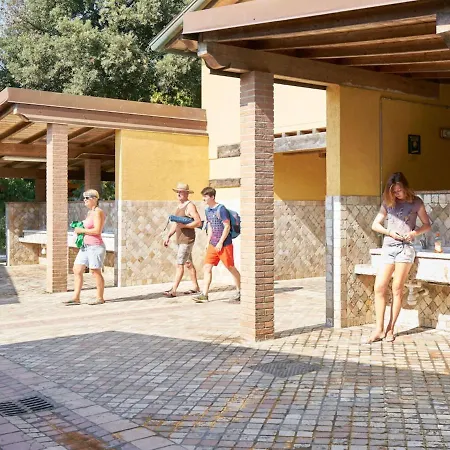 Tent On A Campsite, Near The Beach, Beautiful Lucca At 27 Km *