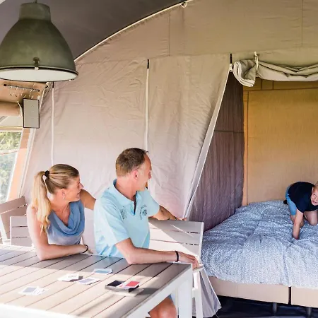 Tent On A Campsite, Near The Beach, Beautiful Lucca At 27 Km Luxury tent