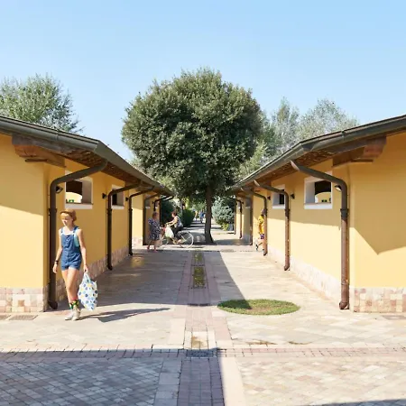 Tent On A Campsite, Near The Beach, Beautiful Lucca At 27 Km * Viareggio